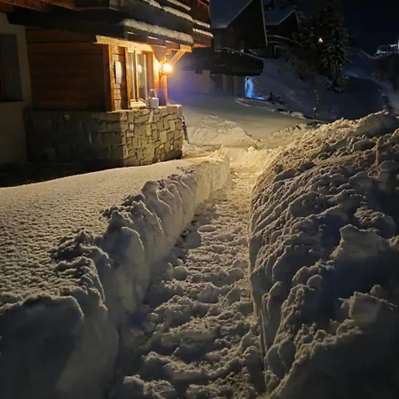 Ecureuil à - Portes Du Soleil Appartement Champoussin